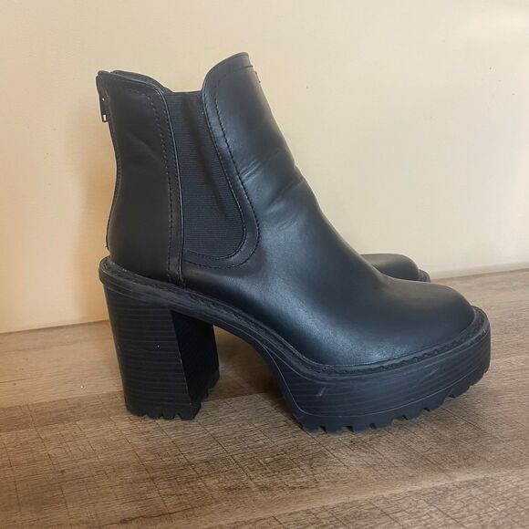Steve Madden Women's Kamora Platform Chelsea Boots Black Size 7.5 - Picture 4 of 7